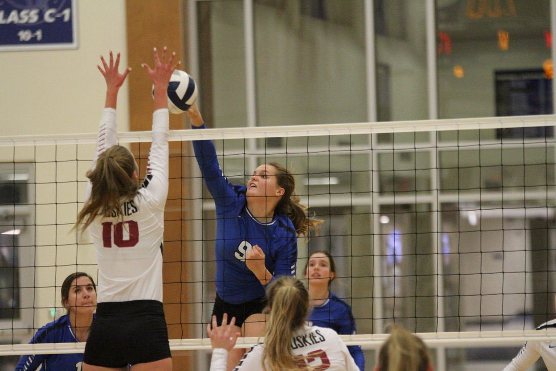 Heartland vs. Centennial volleyball 8.jpg